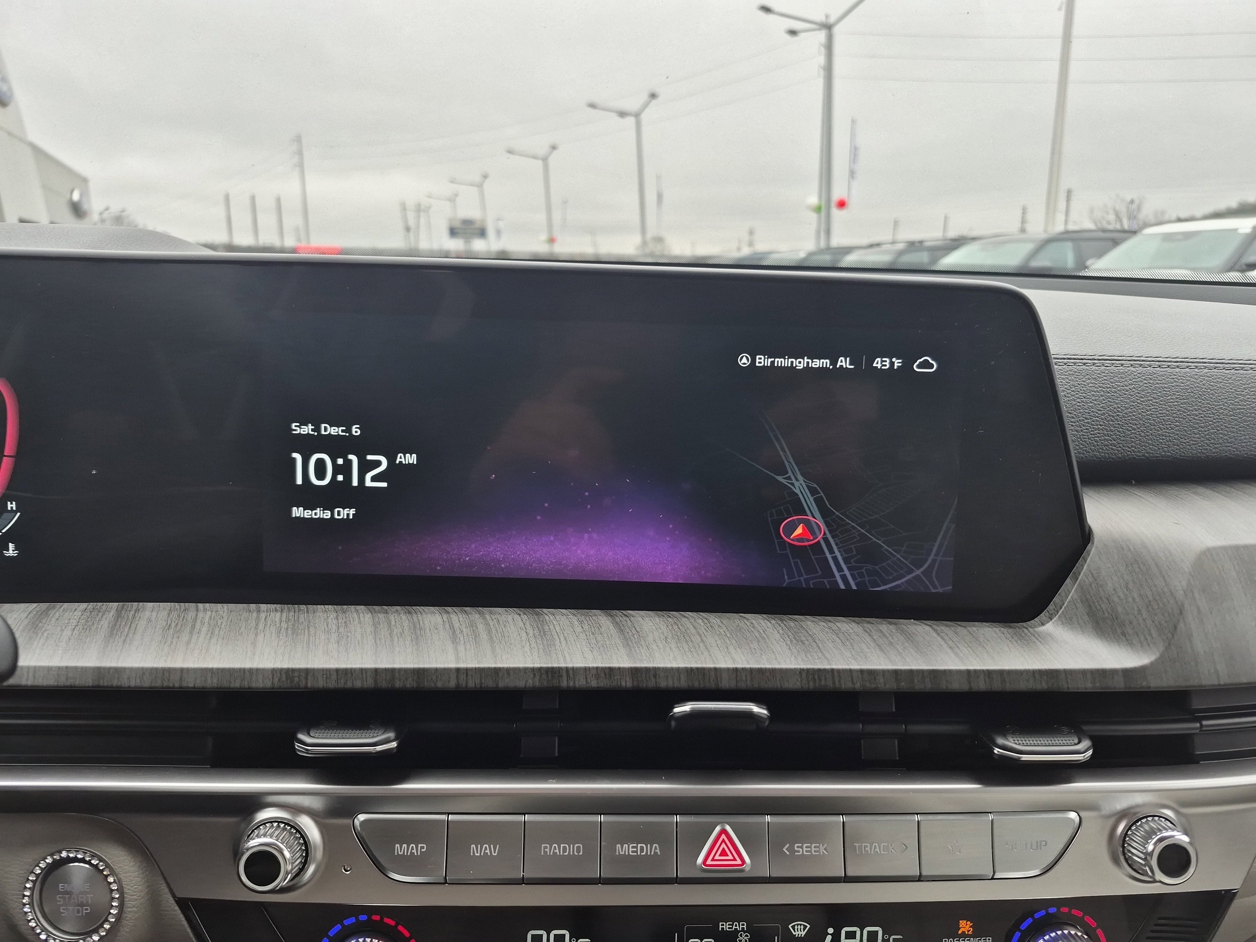 Used 2024 Kia Telluride EX w/ EX Captain's Chair Package image 34