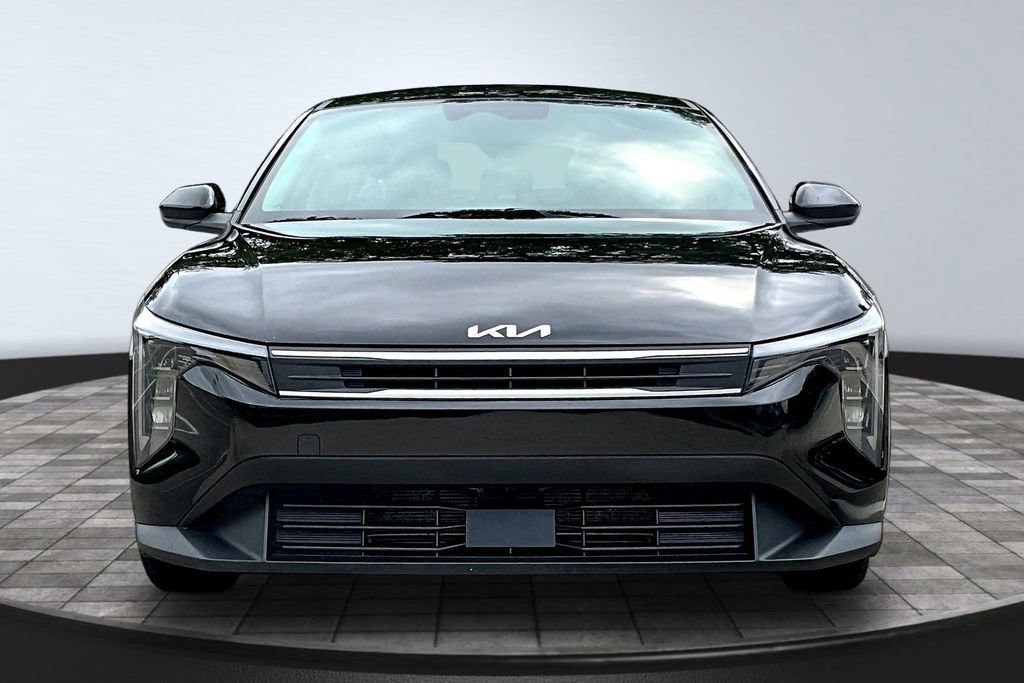 Used 2025 Kia K4 FWD image 2