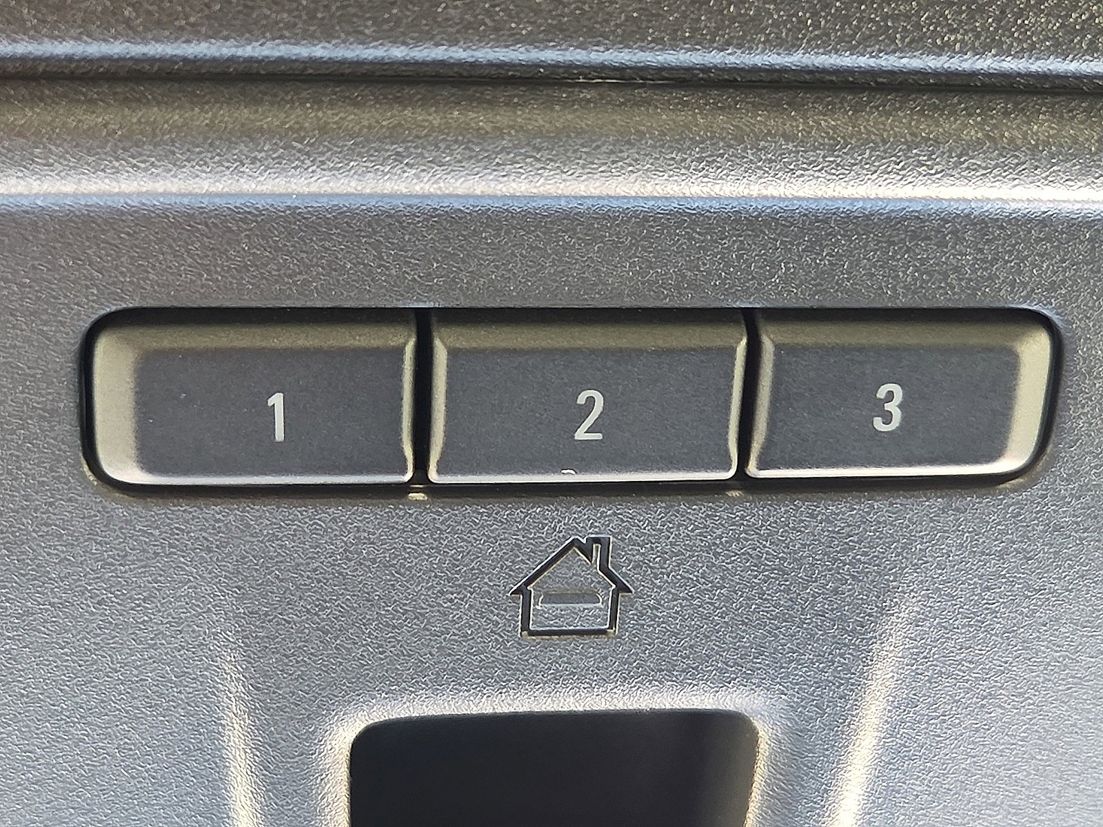 Used 2024 Chevrolet Silverado 1500 High Country w/ Technology Package image 21