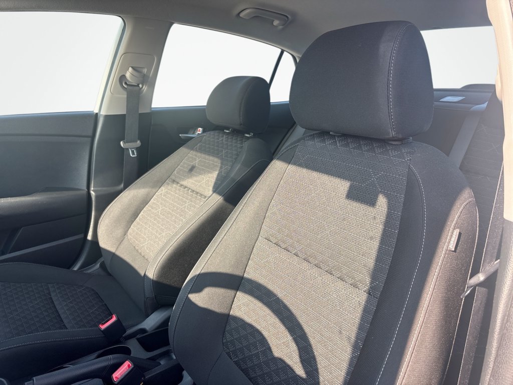 Used 2023 Kia Rio LX FWD image 27