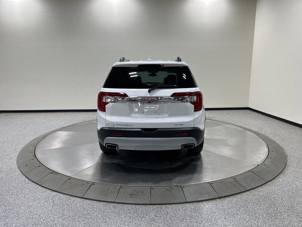 Used 2022 GMC Acadia SLT w/ Preferred Package image 4