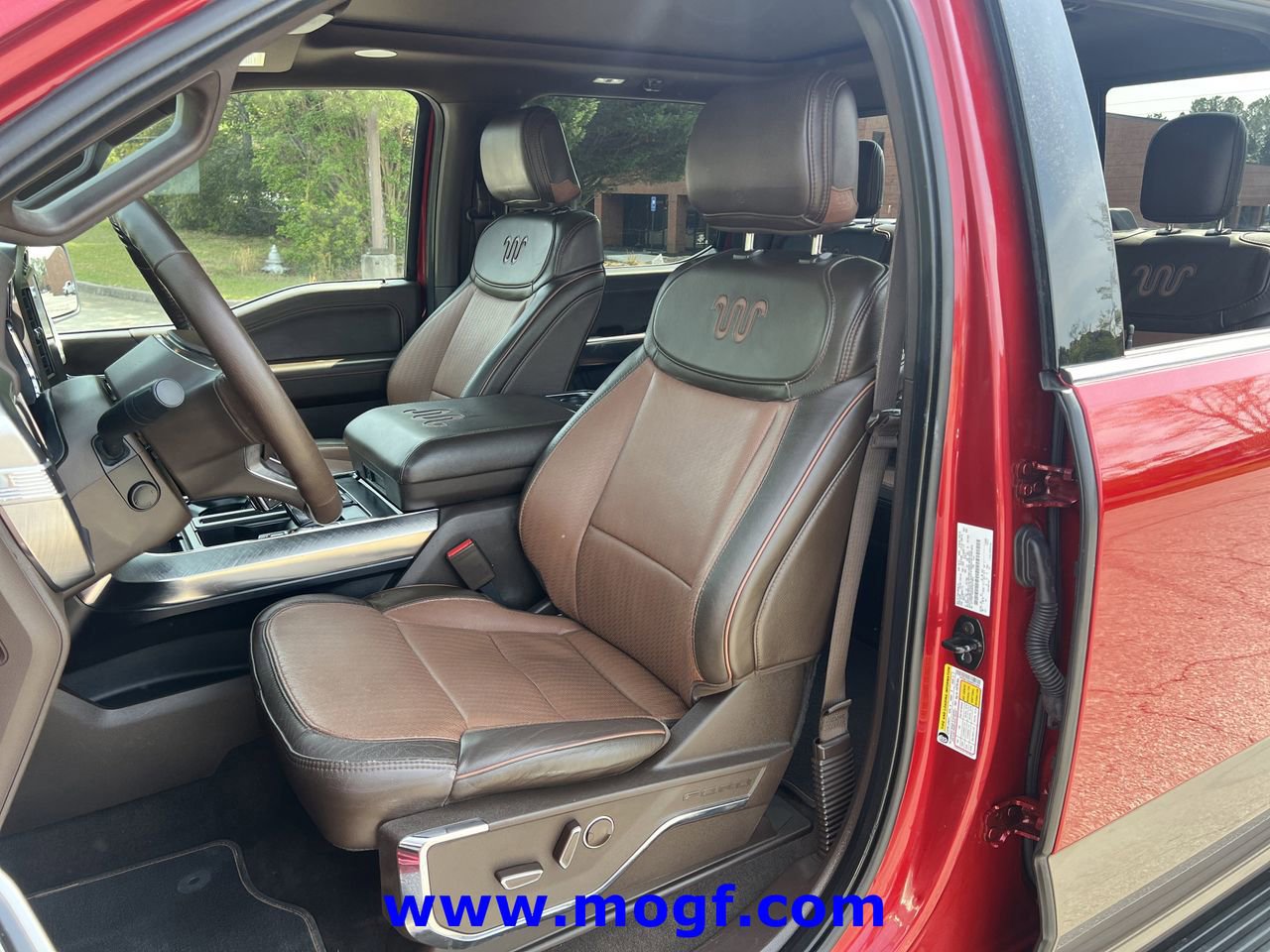 Certified 2022 Ford F150 King Ranch w/ Equipment Group 601A High image 25