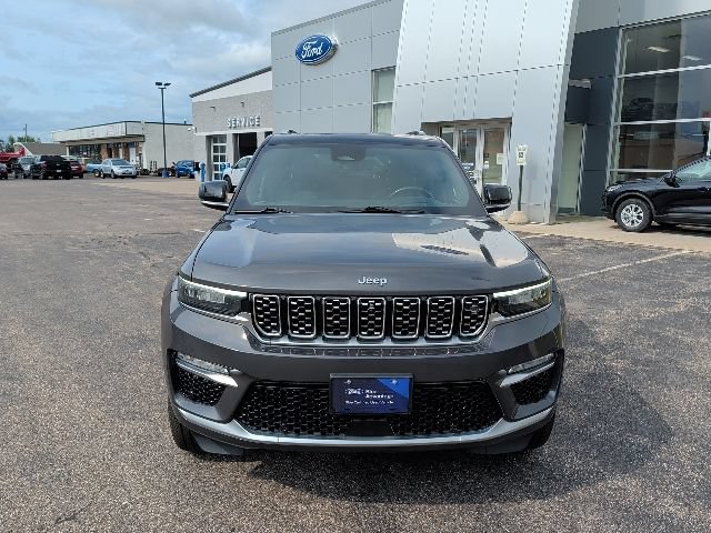 Used 2022 Jeep Grand Cherokee Summit AWD/4WD image 2