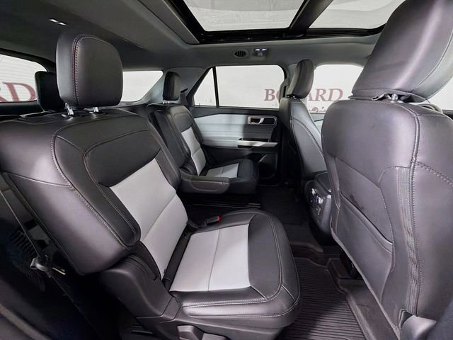 Certified 2022 Ford Explorer XLT w/ Equipment Group 202A image 34