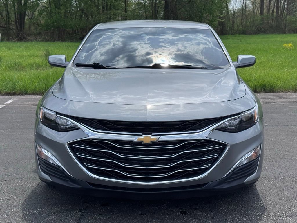 Used 2025 Chevrolet Malibu LS FWD image 3