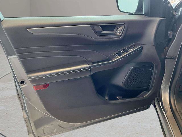 Certified 2024 Ford Escape Active AWD/4WD image 13