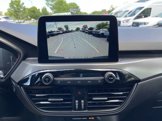 Certified 2025 Ford Escape Active AWD/4WD image 10