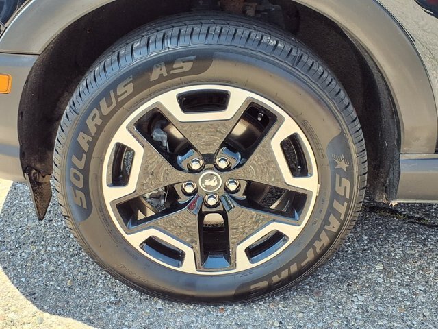 Certified 2023 Ford Bronco Sport Outer Banks w/ Tech Package AWD/4WD image 29