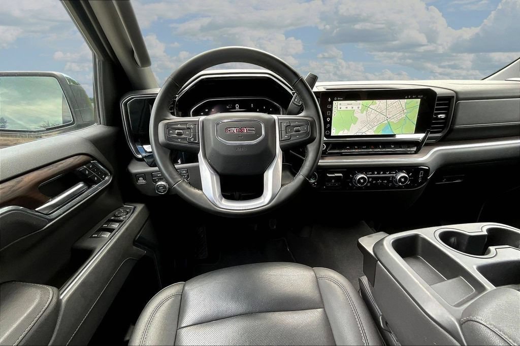 Used 2026 GMC Sierra 1500 SLT AWD/4WD image 11