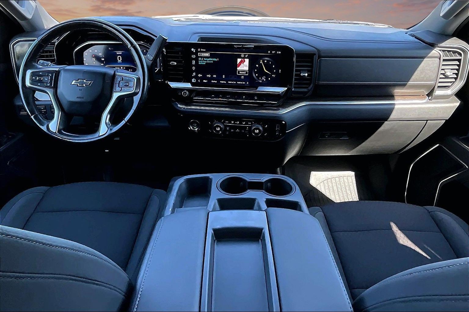 Used 2023 Chevrolet Silverado 1500 RST AWD/4WD image 16