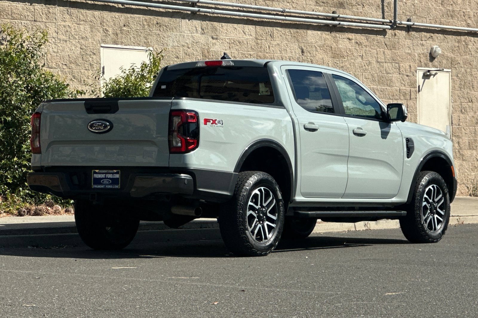 Certified 2024 Ford Ranger Lariat w/ FX4 Off-Road Package AWD/4WD image 3