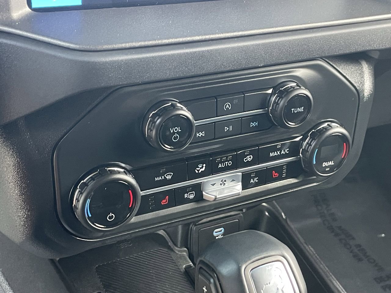 Certified 2025 Ford Bronco Big Bend image 27