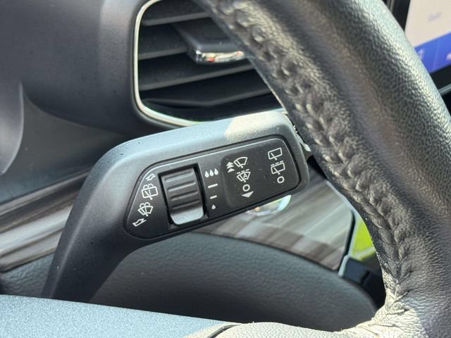 Certified 2022 Ford Explorer Limited w/ Equipment Group 301A AWD/4WD image 29