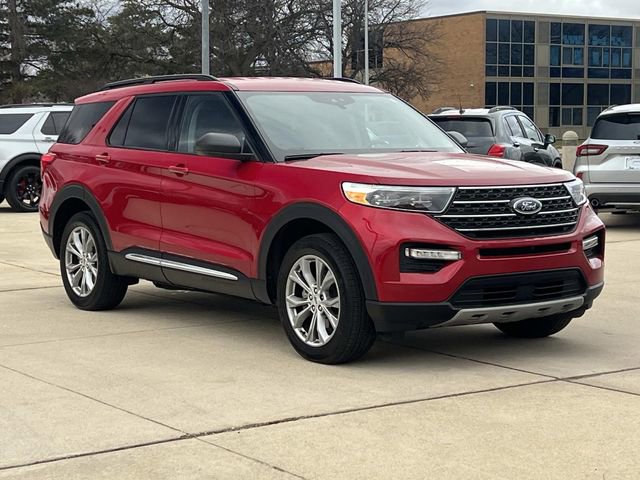 Certified 2023 Ford Explorer XLT w/ Equipment Group 202A image 7