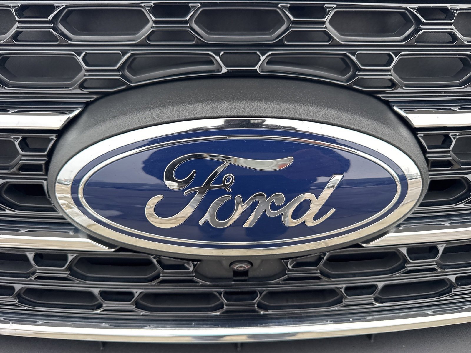 Certified 2023 Ford Explorer XLT w/ Equipment Group 202A image 13