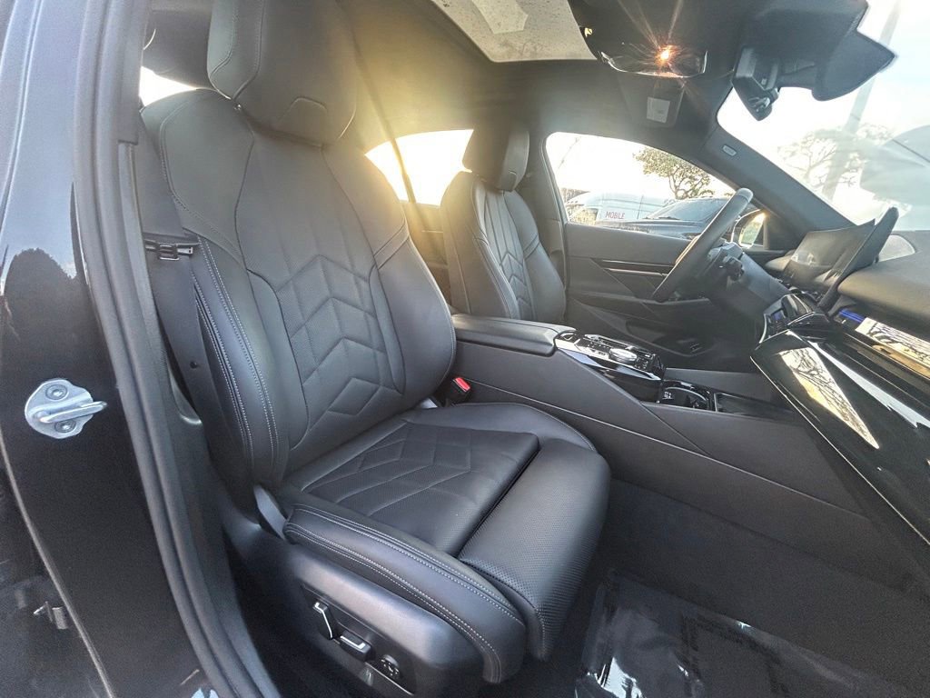 Used 2026 BMW 530i image 28