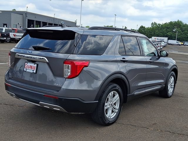 Certified 2021 Ford Explorer XLT w/ Equipment Group 202A AWD/4WD image 6