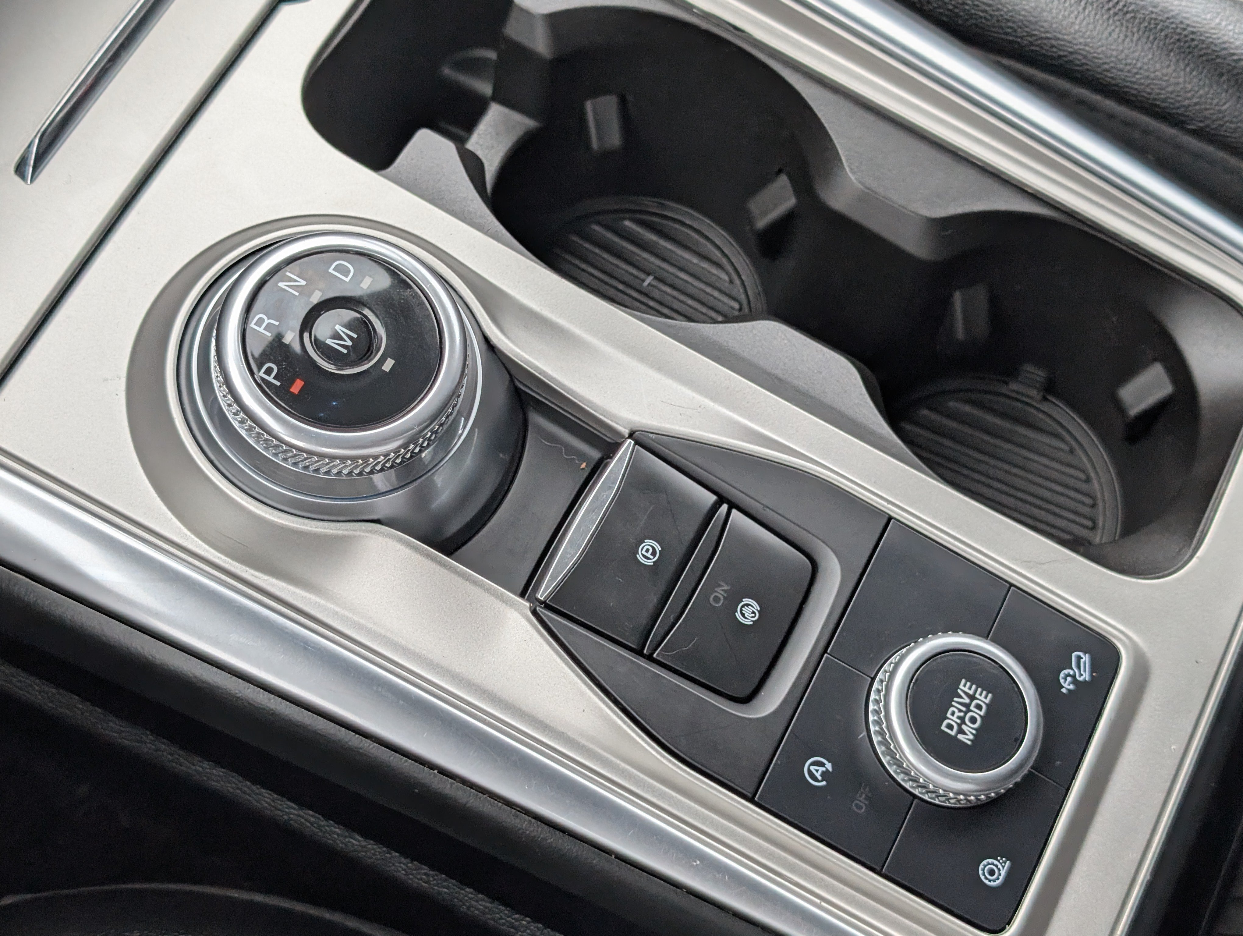 Certified 2020 Ford Explorer Limited AWD/4WD image 32