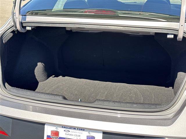 Used 2025 Hyundai Elantra SEL FWD image 11