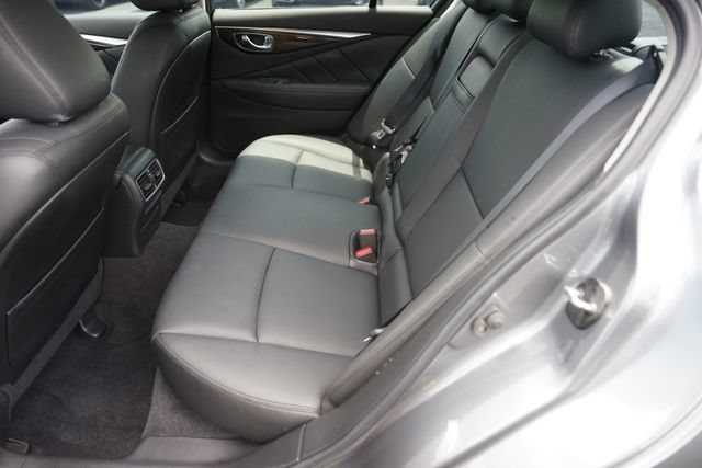 Used 2018 INFINITI Q50 Luxe w/ Essential Package (3.0T Luxe) RWD image 13