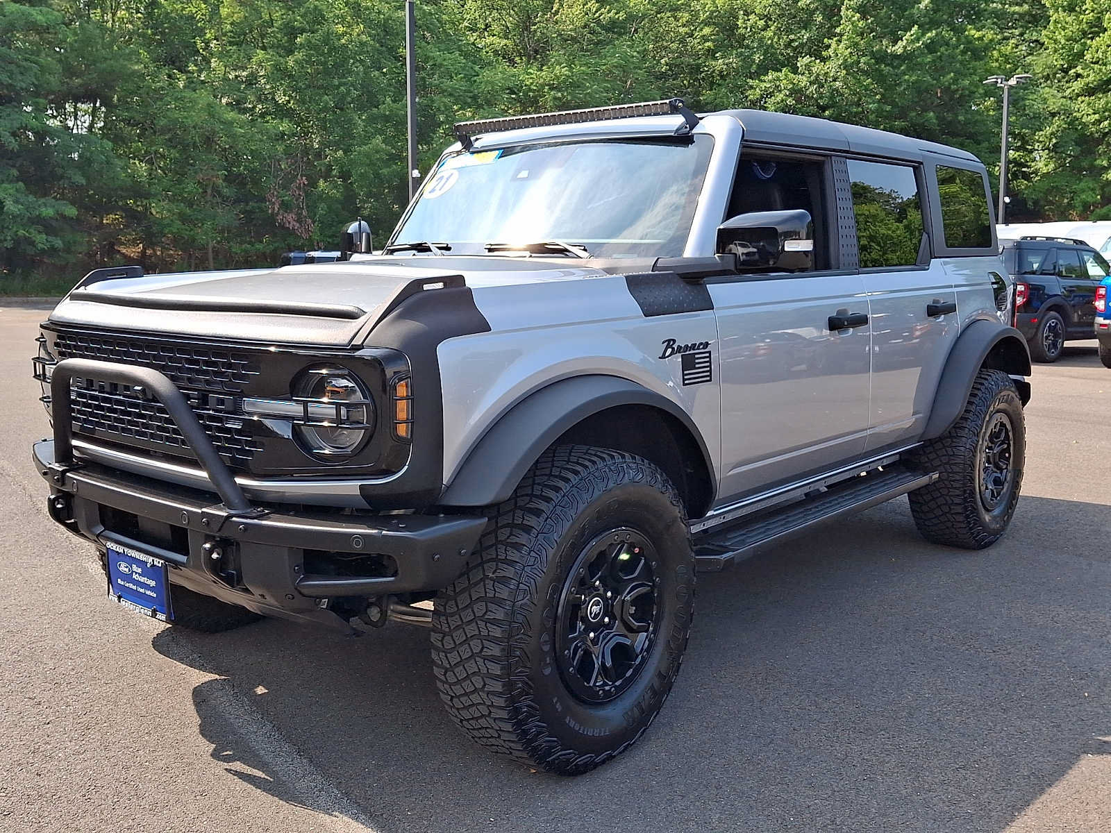 Certified 2021 Ford Bronco Wildtrak AWD/4WD image 3