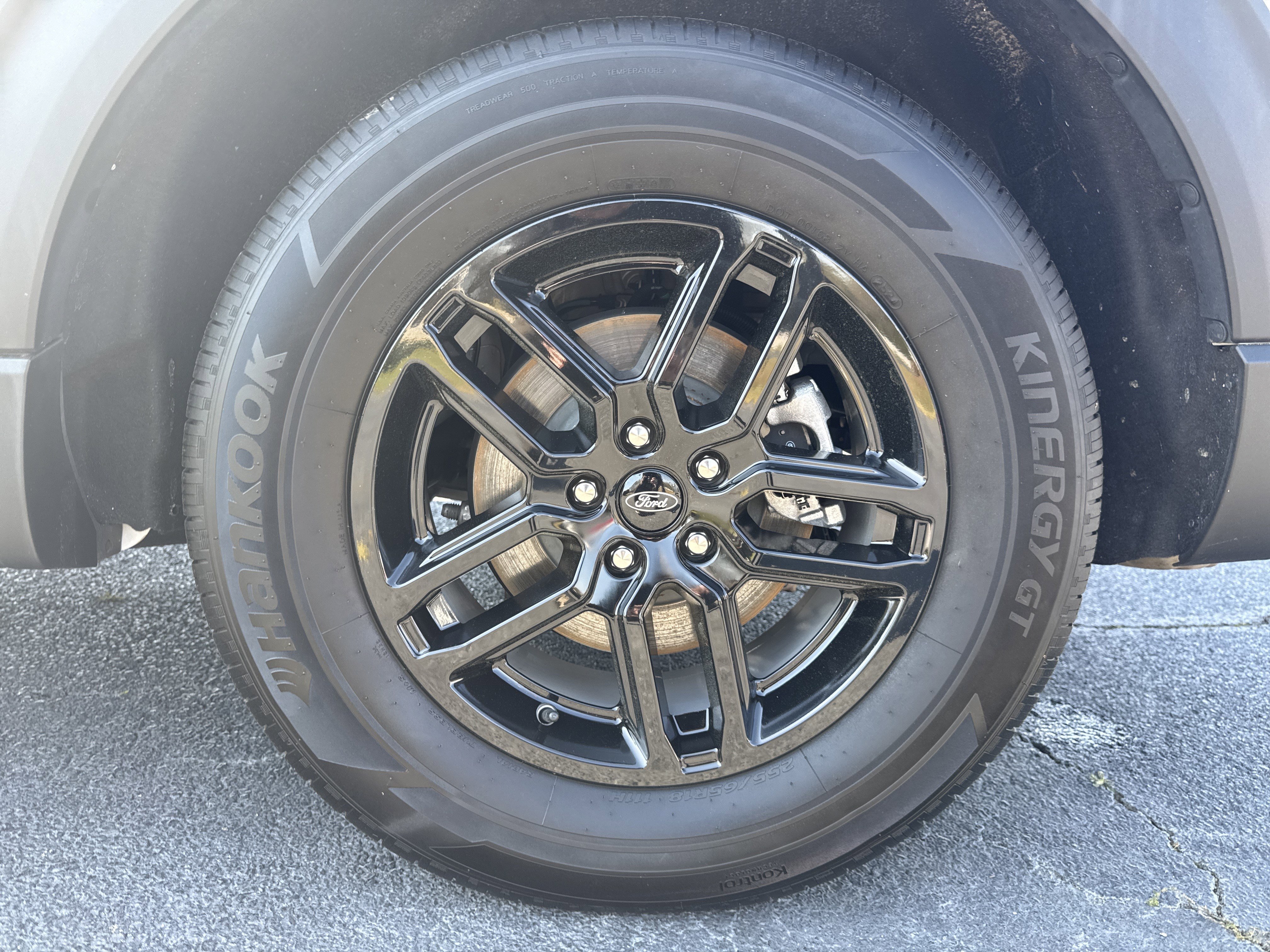 Certified 2025 Ford Explorer Active w/ Active Comfort Package image 22