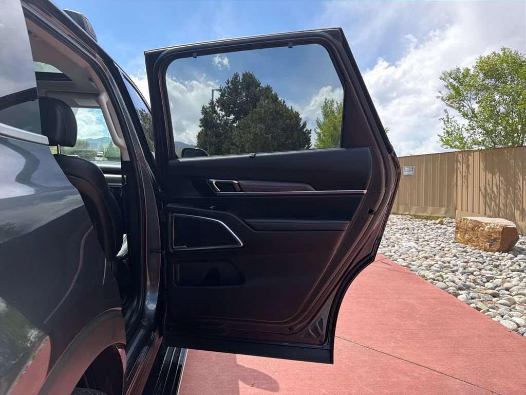 Used 2022 Kia Telluride SX FWD image 30