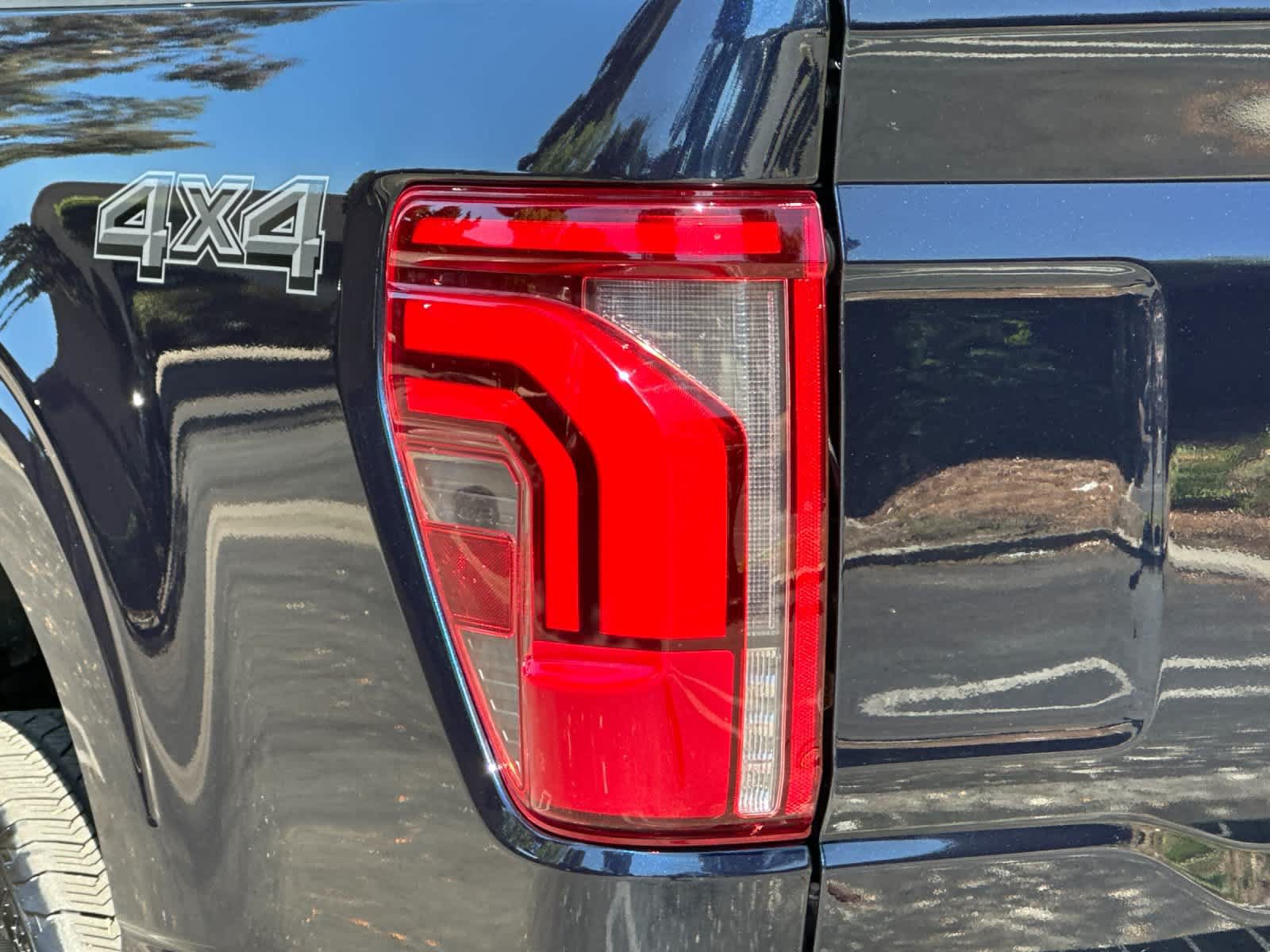 Certified 2025 Ford F150 Lariat w/ Equipment Group 502A High AWD/4WD image 25