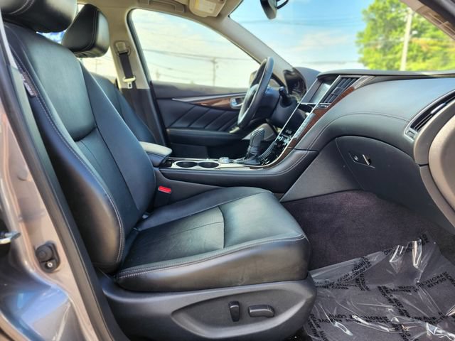 Used 2018 INFINITI Q50 Luxe w/ Sensory Package (Luxe) AWD/4WD image 11