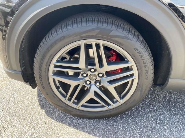 Certified 2025 Ford Explorer ST-Line w/ Premium Package RWD image 4