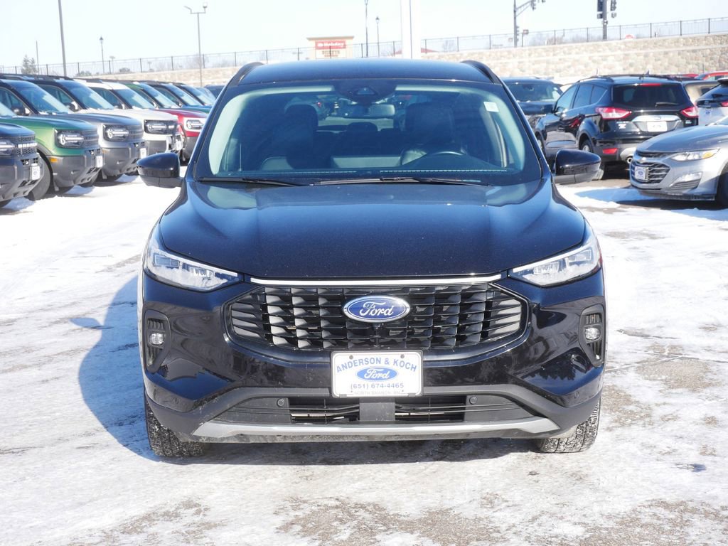 Certified 2024 Ford Escape Platinum image 2