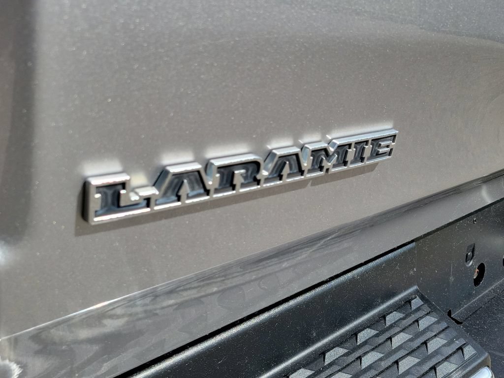 Used 2022 RAM 1500 Laramie AWD/4WD image 37