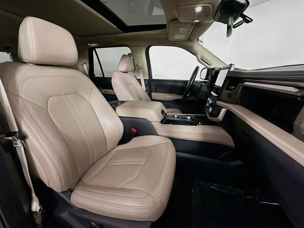 Certified 2024 Ford Expedition Limited AWD/4WD image 15