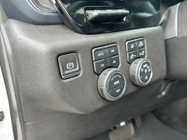 Used 2024 Chevrolet Silverado 2500 High Country w/ High Country Premium Package AWD/4WD image 18