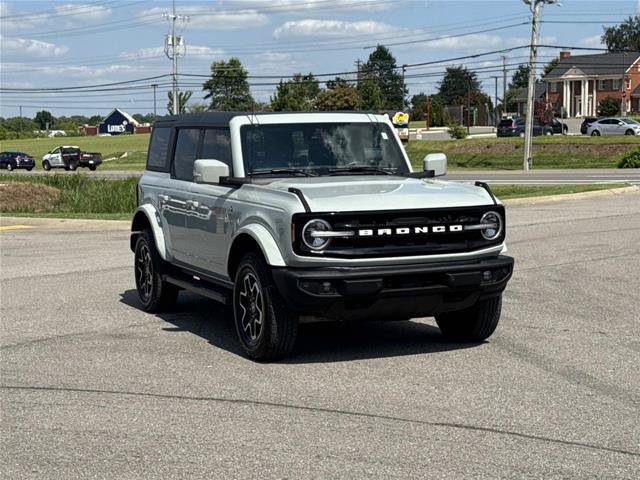 Certified 2024 Ford Bronco Outer Banks AWD/4WD image 3