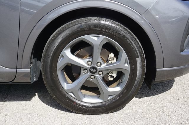 Certified 2023 Ford Escape ST-Line w/ Tech Pack #1 FWD image 9