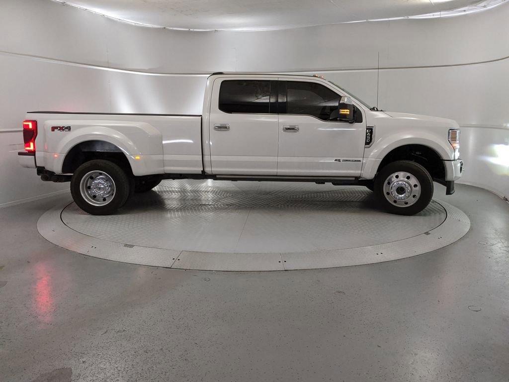 Certified 2020 Ford F450 Platinum w/ FX4 Off-Road Package image 6