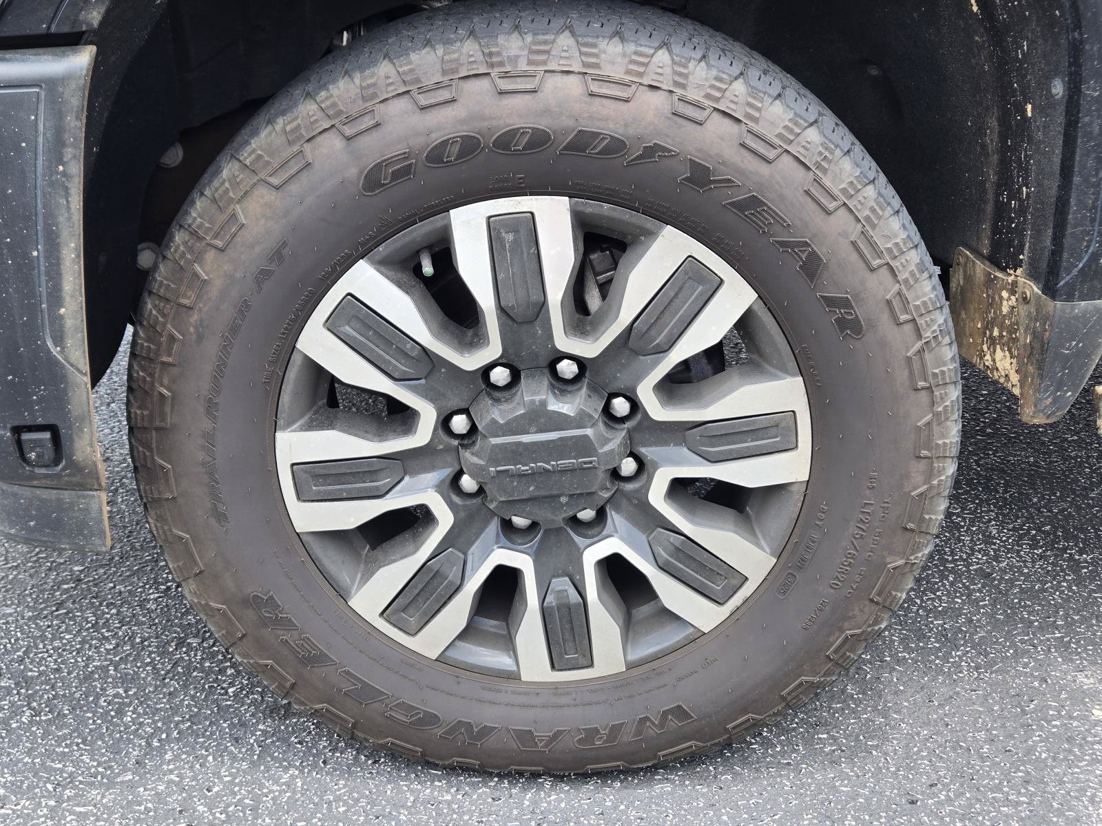 Used 2026 GMC Sierra 2500 Denali Ultimate AWD/4WD image 7