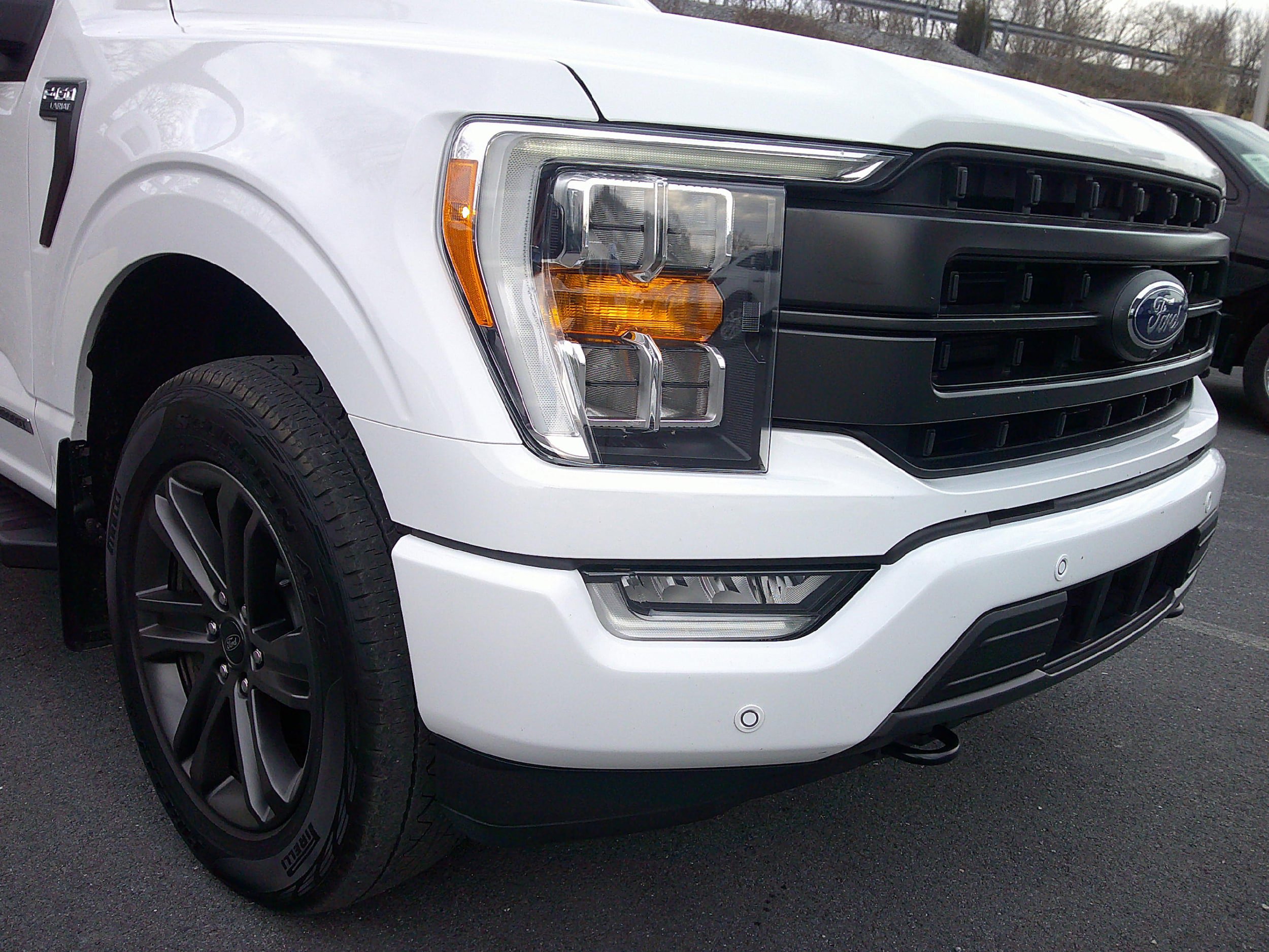 Certified 2022 Ford F150 Lariat w/ Max Trailer Tow Package AWD/4WD image 3