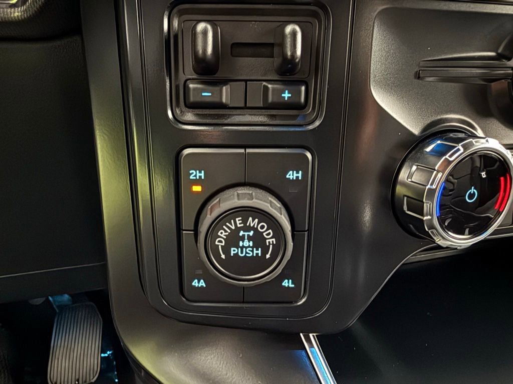 Certified 2025 Ford F150 Raptor image 39