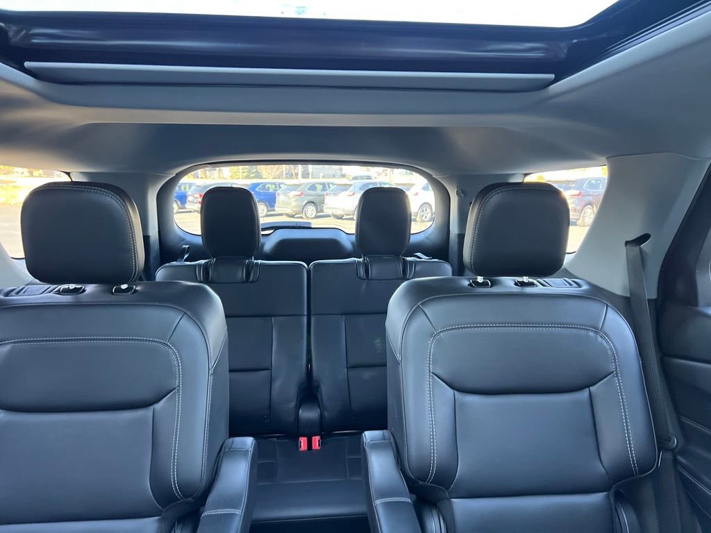 Certified 2023 Ford Explorer XLT w/ Equipment Group 202A image 34