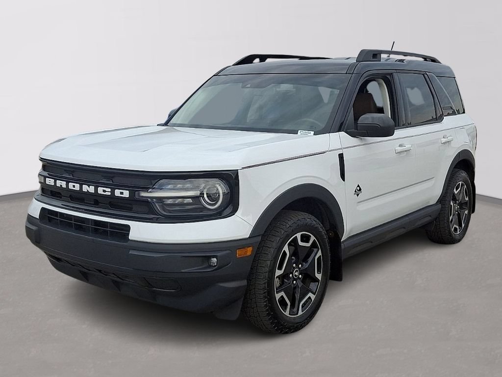 Certified 2022 Ford Bronco Sport Outer Banks w/ Tech Package AWD/4WD image 3