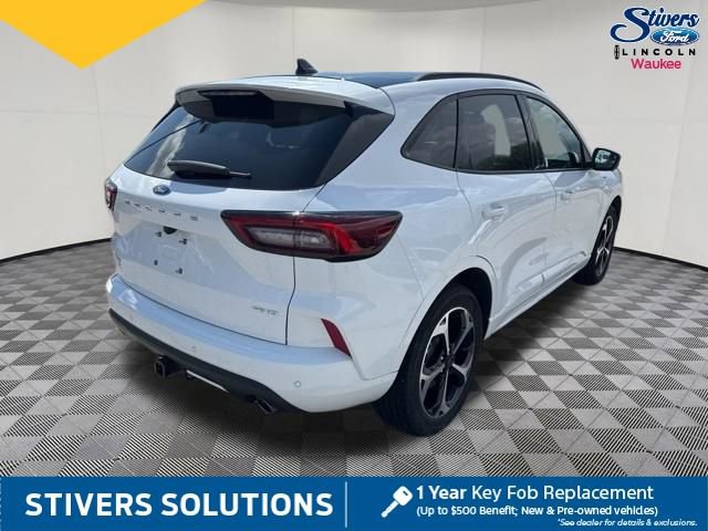 Certified 2023 Ford Escape ST-Line Select w/ Tech Pack #2 AWD/4WD image 6