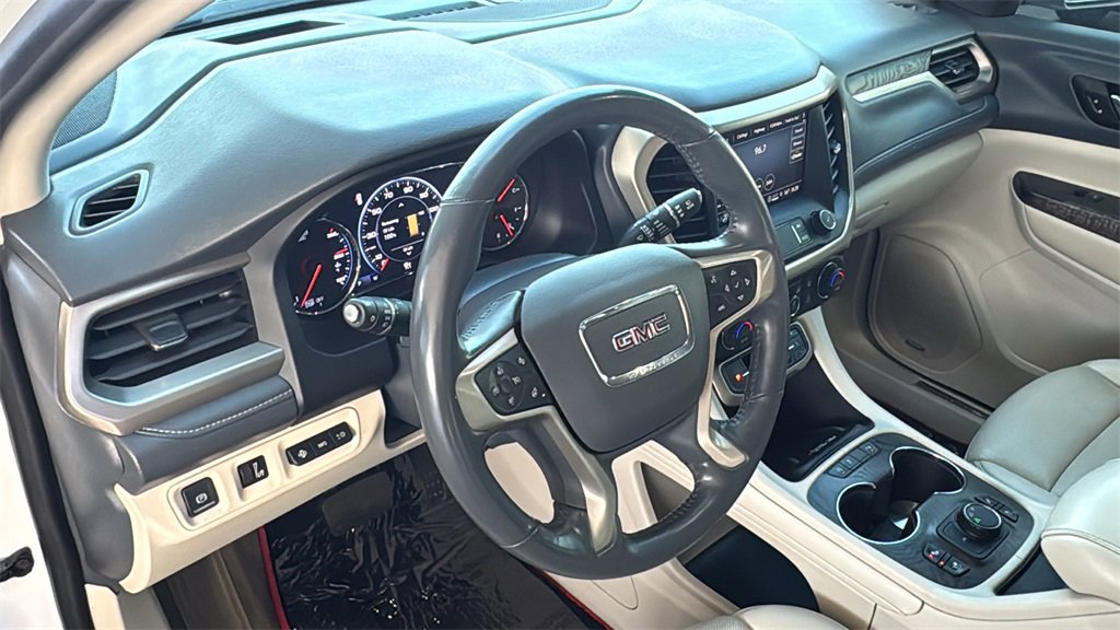 Used 2021 GMC Acadia Denali w/ Denali Technology Package image 22