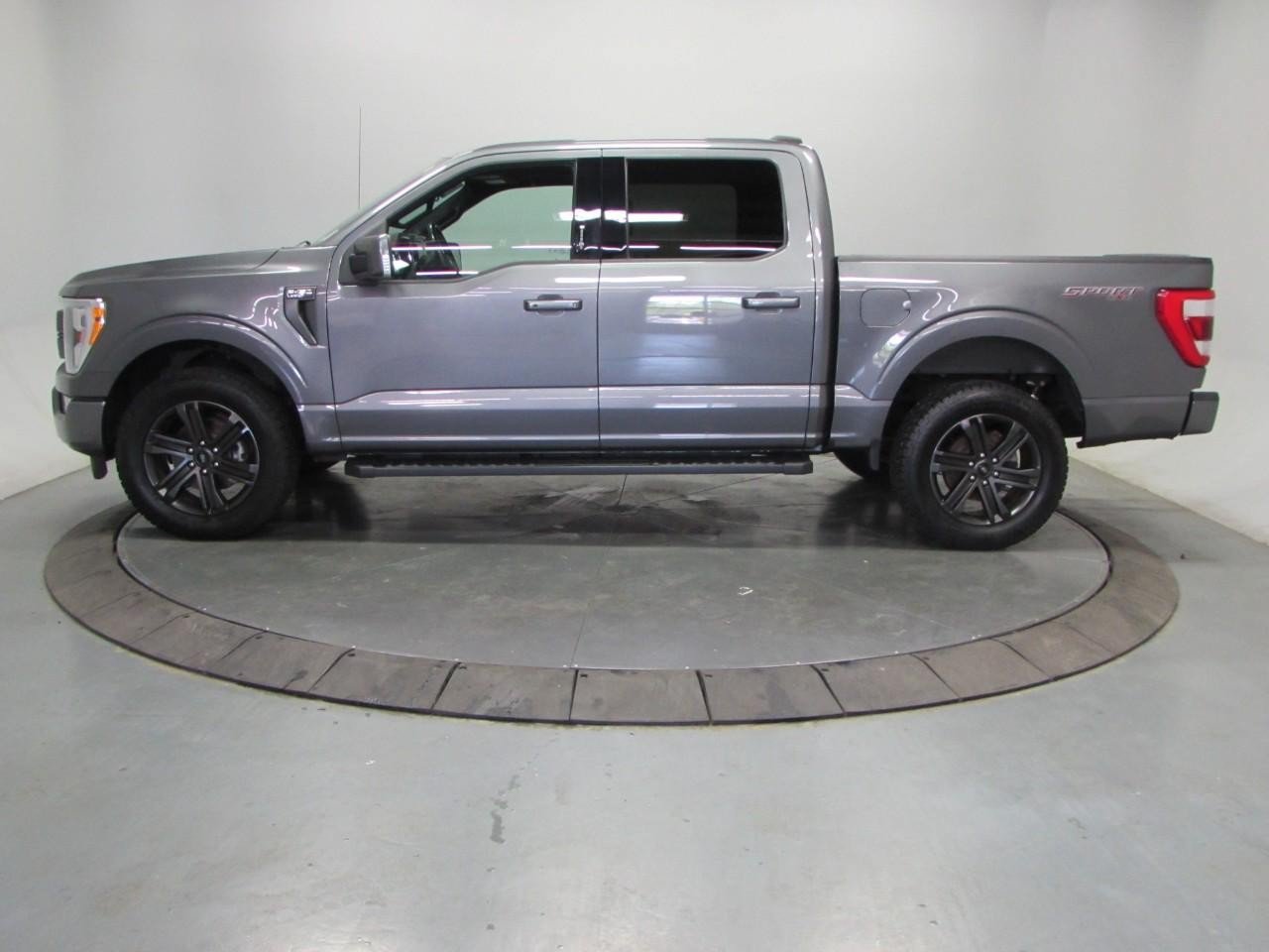 Certified 2021 Ford F150 Lariat AWD/4WD image 4