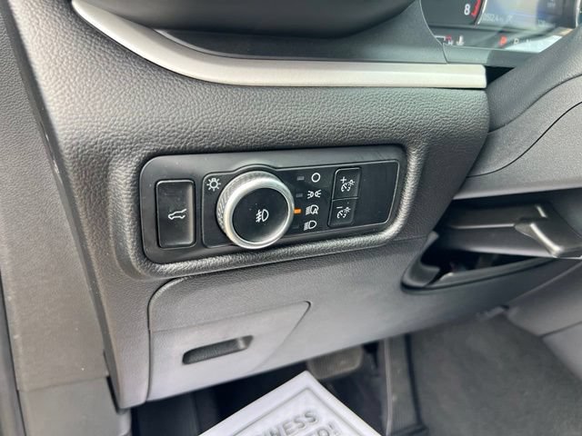 Certified 2024 Ford Explorer XLT w/ Equipment Group 202A AWD/4WD image 7