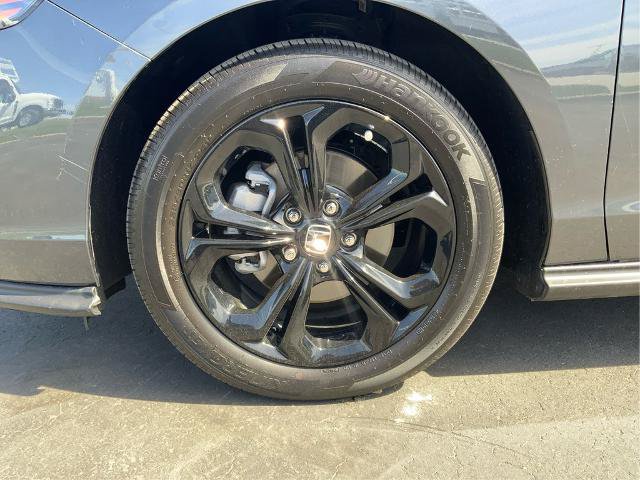 Used 2025 Honda Accord SE image 25