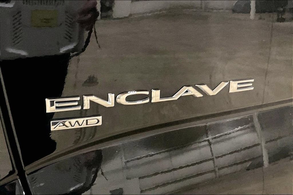 Used 2024 Buick Enclave Essence w/ Experience Buick Package AWD/4WD image 8
