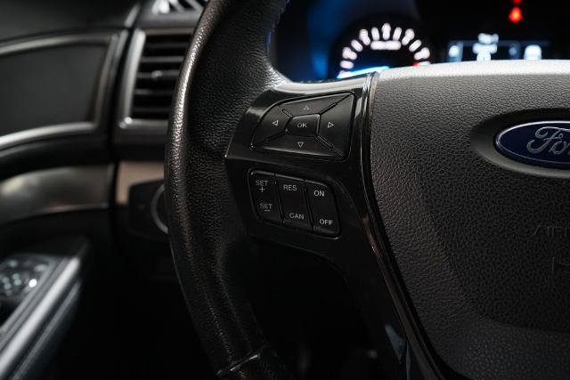 Certified 2018 Ford Explorer XLT AWD/4WD image 17