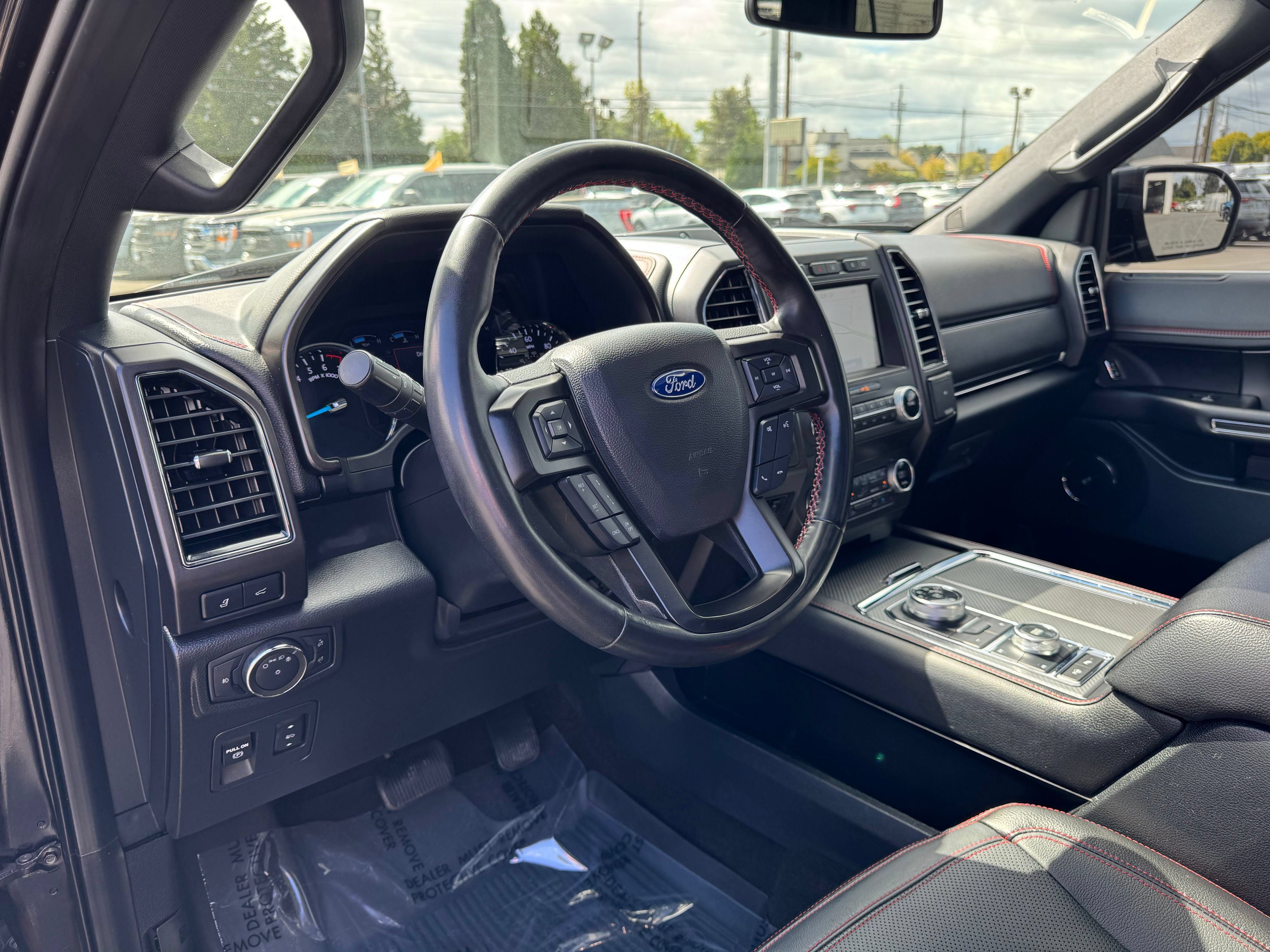 Certified 2020 Ford Expedition Limited w/ Equipment Group 303A AWD/4WD image 17
